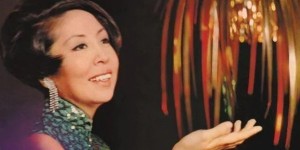【EV扑克】88歲國寶級歌后驚傳過世　獨生女證實：睡夢中走了