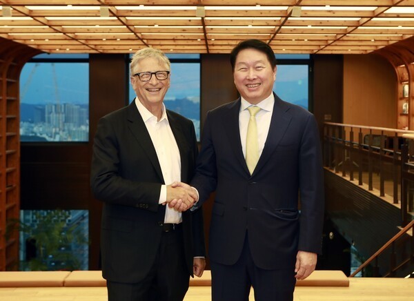 比尔&middot;盖茨与SK集团领导层会晤：讨论能源和疫苗合作