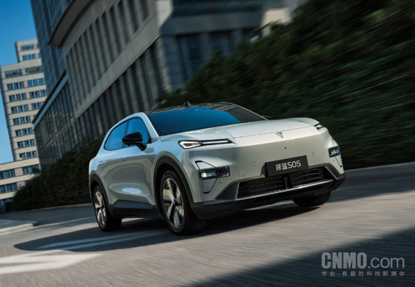 深蓝汽车1月海外销量增长112.6% S05累计销量超17万辆